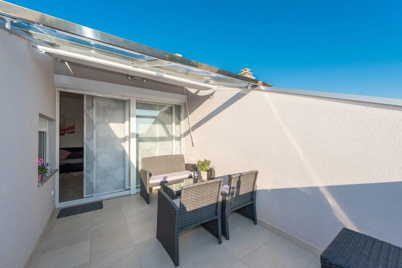 Apartments Luky Zadar Ngoại thất bức ảnh