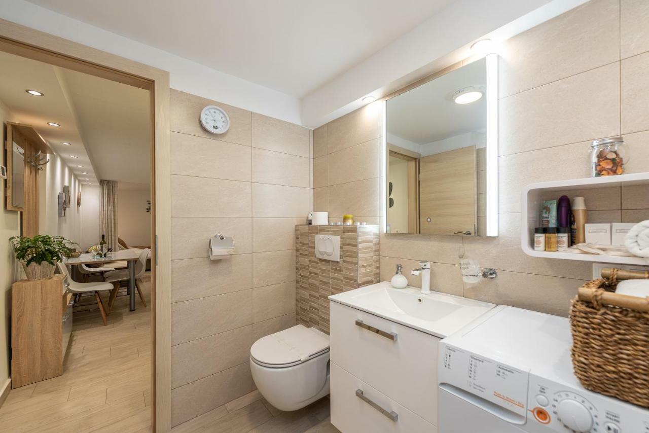 Apartments Luky Zadar Ngoại thất bức ảnh