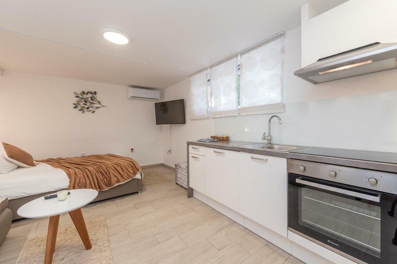 Apartments Luky Zadar Ngoại thất bức ảnh